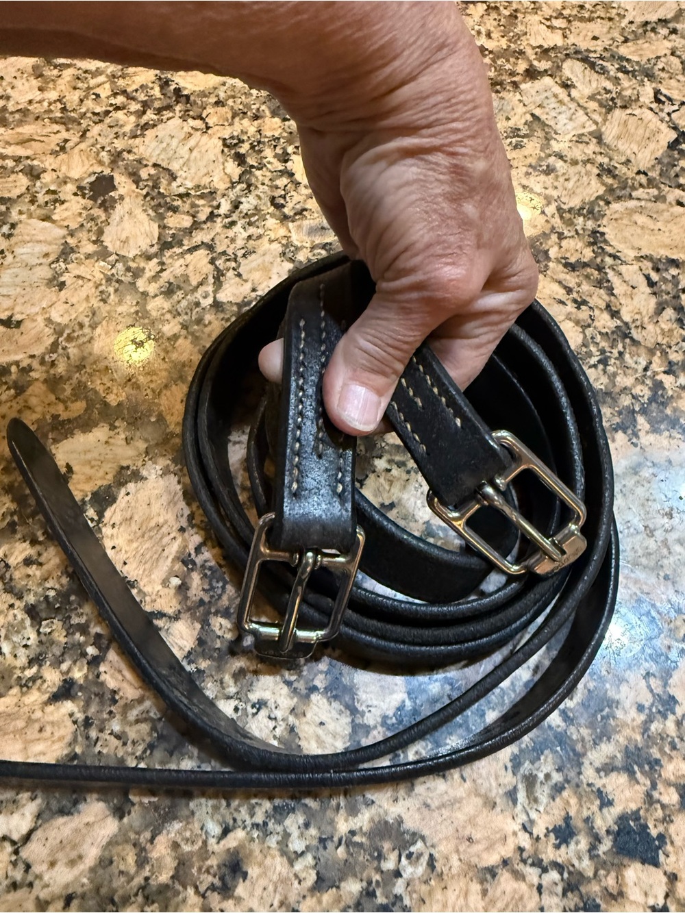 Classic STUBBEN equestrian English stirrup leather size 54 inch Black leather